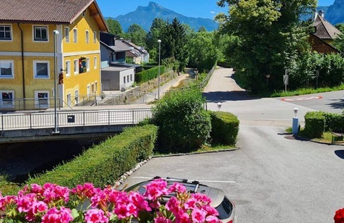 Mondsee Apartment | Doppelzimmer als Einzelnutzung - Pension Göschlberger
