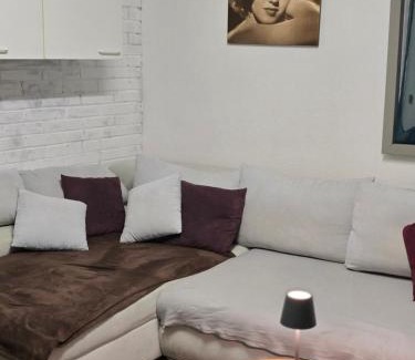 Eriswil House | Doppelzimmer direkt vorm Emmental