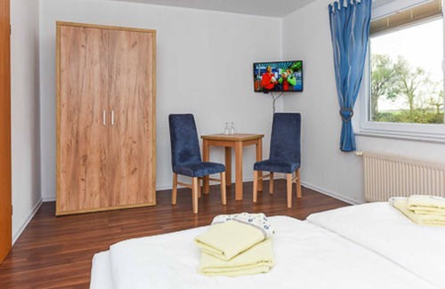Altharlingersiel House | Doppelzimmer H - Huus An't Deep in Altharlingersiel
