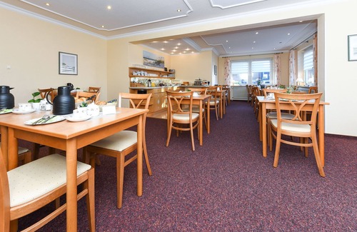 Esens Cottage | Doppelzimmer Lütje Hörn - Pension Nordkap in Bensersiel