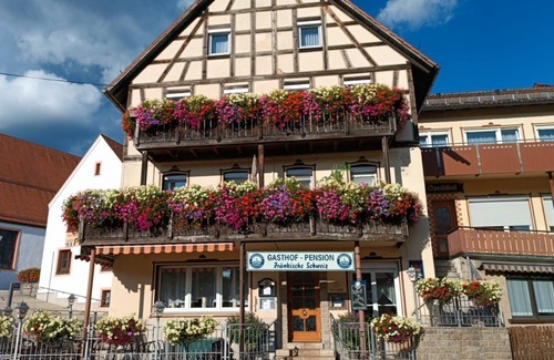 Obertrubach House | Doppelzimmer mit Balkon - Gasthof-pension Fränkische Schweiz Obertrubach