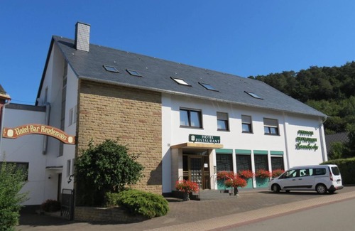 Niederkail House | Doppelzimmer mit Balkon - Lamberty, Landhotel