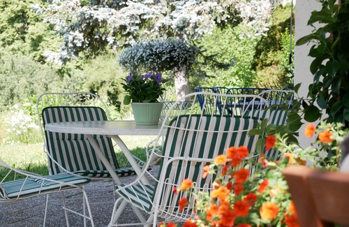 Urberg Apartment | Doppelzimmer mit Balkon und Dusche