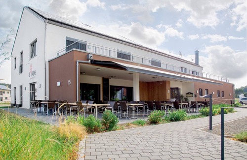 Unterroth Apartment | Doppelzimmer mit Dusche und WC
