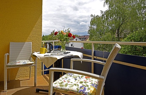 Tuebingen Apartment | Doppelzimmer mit Dusche und WC