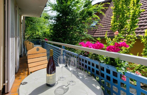 Staufen im Breisgau Apartment | Doppelzimmer mit WC und Dusche