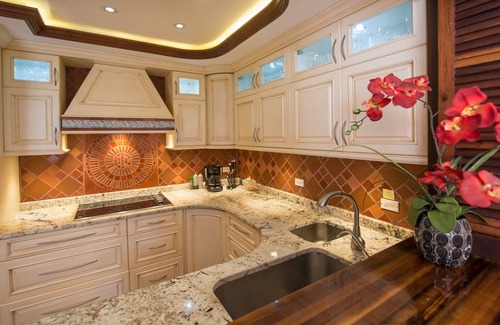 Dorado Pueblo Villa | DORADO BEACH OCEAN WITHIN THE RITZ CARLTON RESERVE ON" CHAMPIONSHIP EAST COURSE"