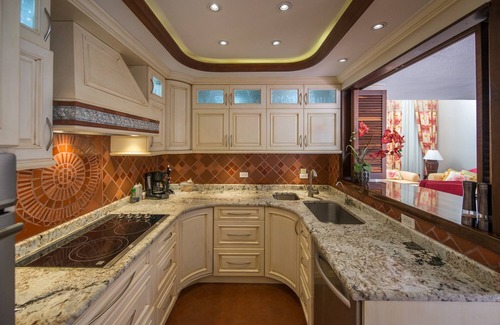 Dorado Pueblo Villa | DORADO BEACH OCEAN WITHIN THE RITZ CARLTON RESERVE ON" CHAMPIONSHIP EAST COURSE"