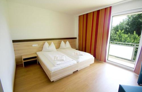 Weppersdorf Hotel | Dorfgasthof Berlakovich