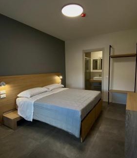 Fogliano House | Dormi-RE Affittacamere