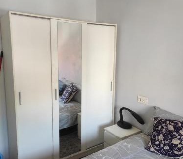 Santurtzi House | dormitorio bego