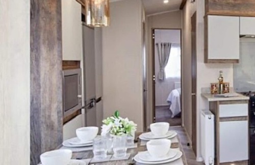 Bridport House | Dorset - Freshwater Beach Holiday Home .with its own private beach!