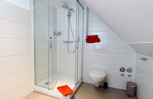 Haslach im Kinzigtal Apartment | Double Room 6 with Wi-Fi