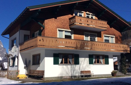Schoppernau Apartment | Double Room 2 with Balcony 1 - Haus Brunhilde