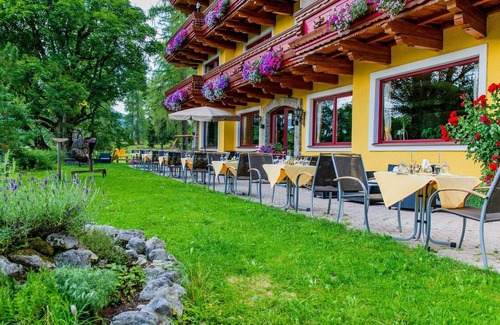 Ramsau am Dachstein House | Double room south with shower, WC - Hotel Rösslhof