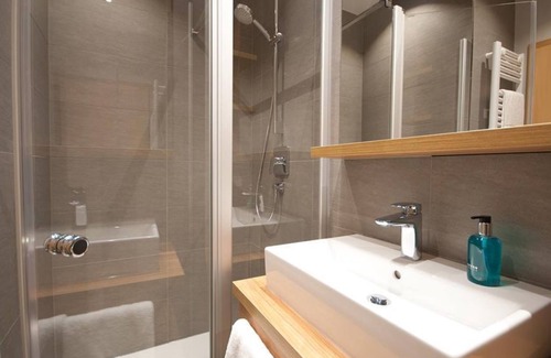 Punderich House | Double room "Cabinet" - Landidyll Hotel-Restaurant "Zur Marienburg"