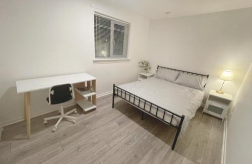 Gilmerton House | Double room in 3 bedroom house