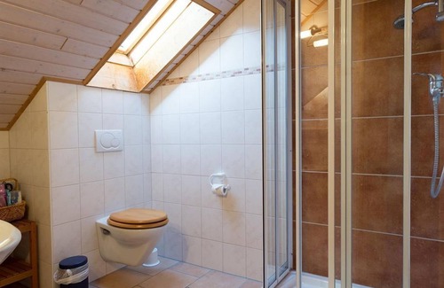 Oberammergau Bed & Breakfast | Double room (No. 7, 4-6 nights) - Pension Zum Kirchenbauer