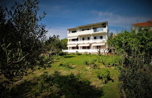 Pag House | Double Room Pag 13060a