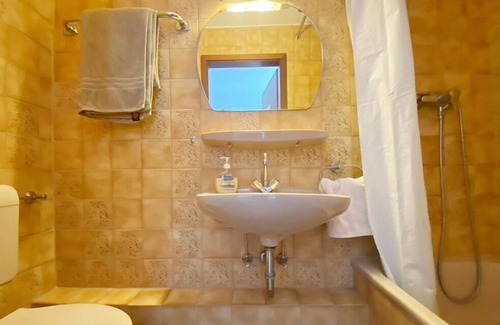 Waldbreitbach House | Double room (room no. 2) - Nassen's Mühle - Restaurant & Pension
