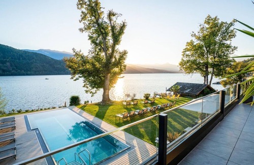 Millstatt House | Double room Seensucht with XXL balcony - Villa Postillion am See