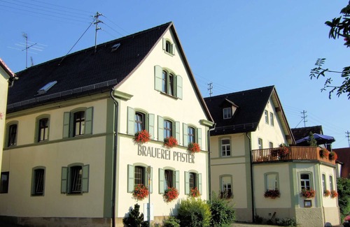 Eggolsheim House | Double room small (with balcony) - Brewery-Gasthof Pfister