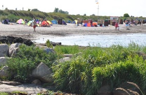 Puttgarden Apartment | Double room with balcony - Room 1 - Hus lake view