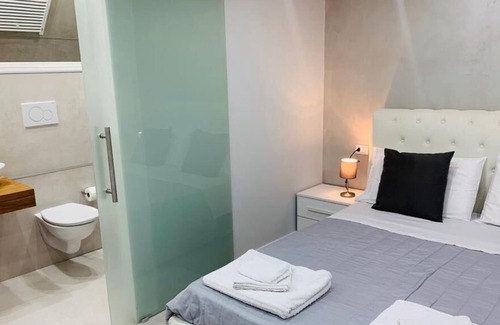 Trento Old Town House | Double room with en suite bathroom