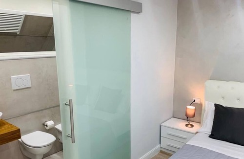Trento Old Town House | Double room with en suite bathroom