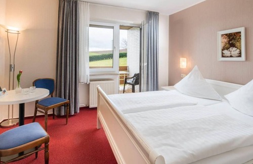 Deudesfeld Bed & Breakfast | Double room with shower/WC - Pension Haus Anny