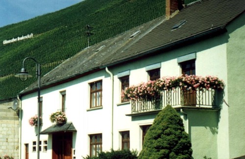 Kluesserath Bed & Breakfast | Double room with shower and WC - Ferienweingut Herres