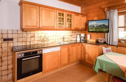 Leogang Bed & Breakfast | Double room with shower, WC - Herzog, Haus