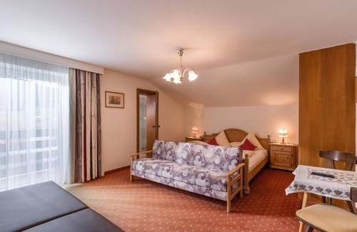 Soell Cottage | Double room with shower, WC - the Christophorus