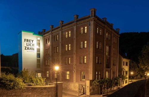 Freyburg House | Double Standard - Weinhotel Freylich Zahn