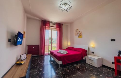 Vado Ligure Apartment | Double Suite - Ferries 7 Min - Beaches 3 Min