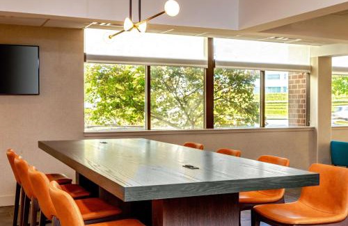 Westborough Hotel | DoubleTree by Hilton Boston/Westborough
