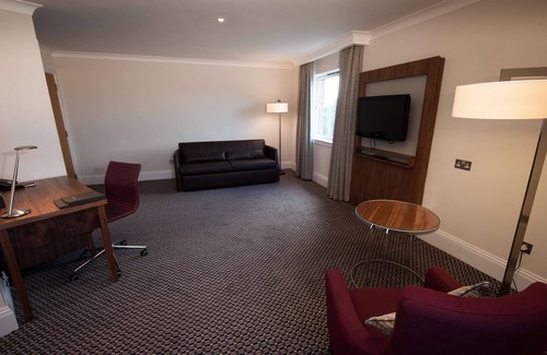 Bellshill Hotel | DoubleTree by Hilton Glasgow Strathclyde