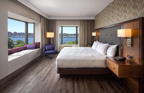 Harbourview Hotel | Doubletree by Hilton Halifax Dartmouth