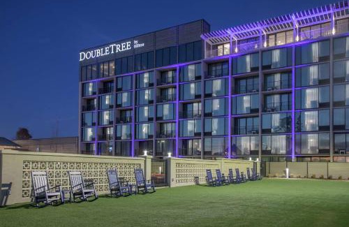 Hot Springs Hotel | DoubleTree by Hilton Hot Springs