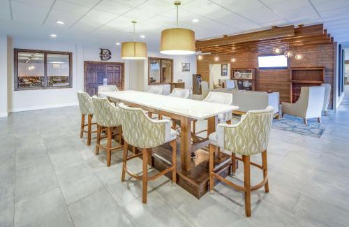 Huntington Hotel | DoubleTree by Hilton Huntington, WV