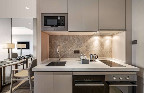 Nanshan Hotel | DoubleTree by Hilton Shenzhen Nanshan Hotel & Residences