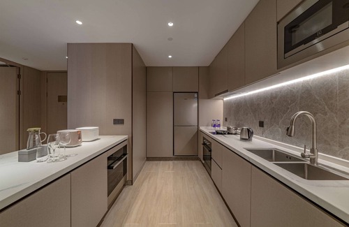 Nanshan Hotel | DoubleTree by Hilton Shenzhen Nanshan Hotel & Residences