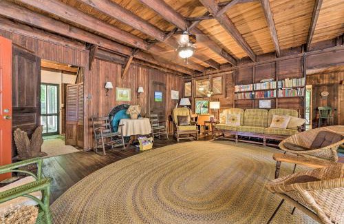 Douglas House | Douglas Whispering Winds Cottage with Beach!