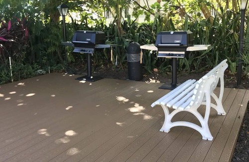 Jog Road Condo | Dover House on the Atlantic Ocean Sun washed beaches are right at your doorstep.