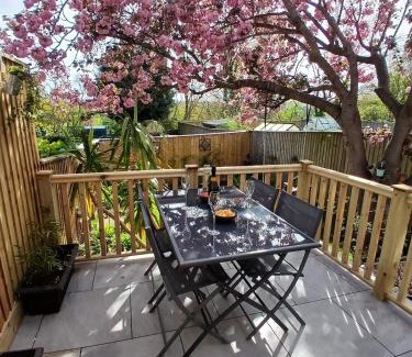 Blandford Saint Mary House | Down by the Riverside