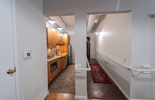 Grove City Apartment | Down Town Poshy-Poshy, upscale 2 bedroom loft