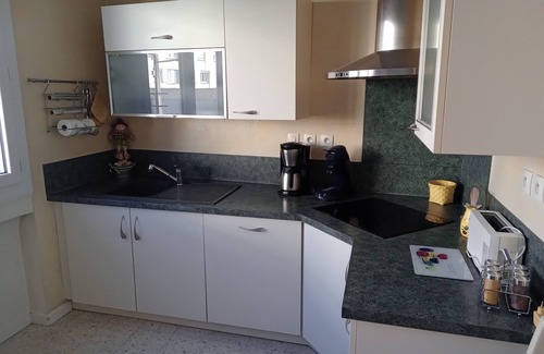 Firminy Apartment | Downtown and quiet. Small 5-unit condominium. 12 km from St-Etienne.