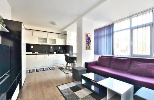 Yambol Apartment | Downtown Apartment By the Lindens
