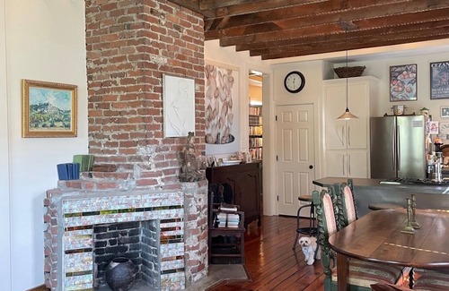 Cannonborough Elliotborough Condo | Downtown Cannonborough Bed and Bath in Historic House Condo.