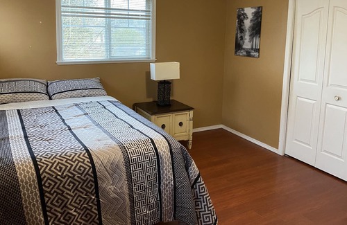 Chilliwack Proper Village West House | Downtown Chilliwack close to all the essentials.